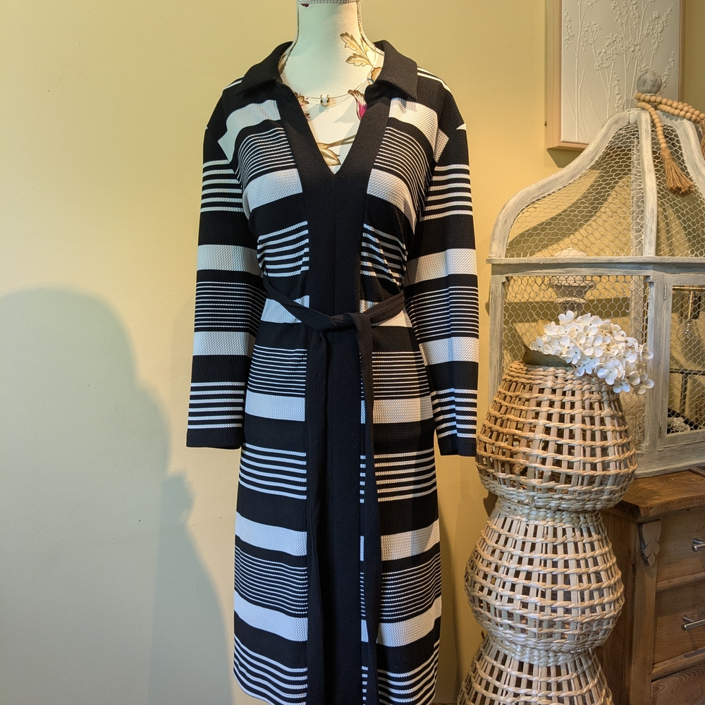 Signature by Robbie Bee Black and White Striped Midi Dress